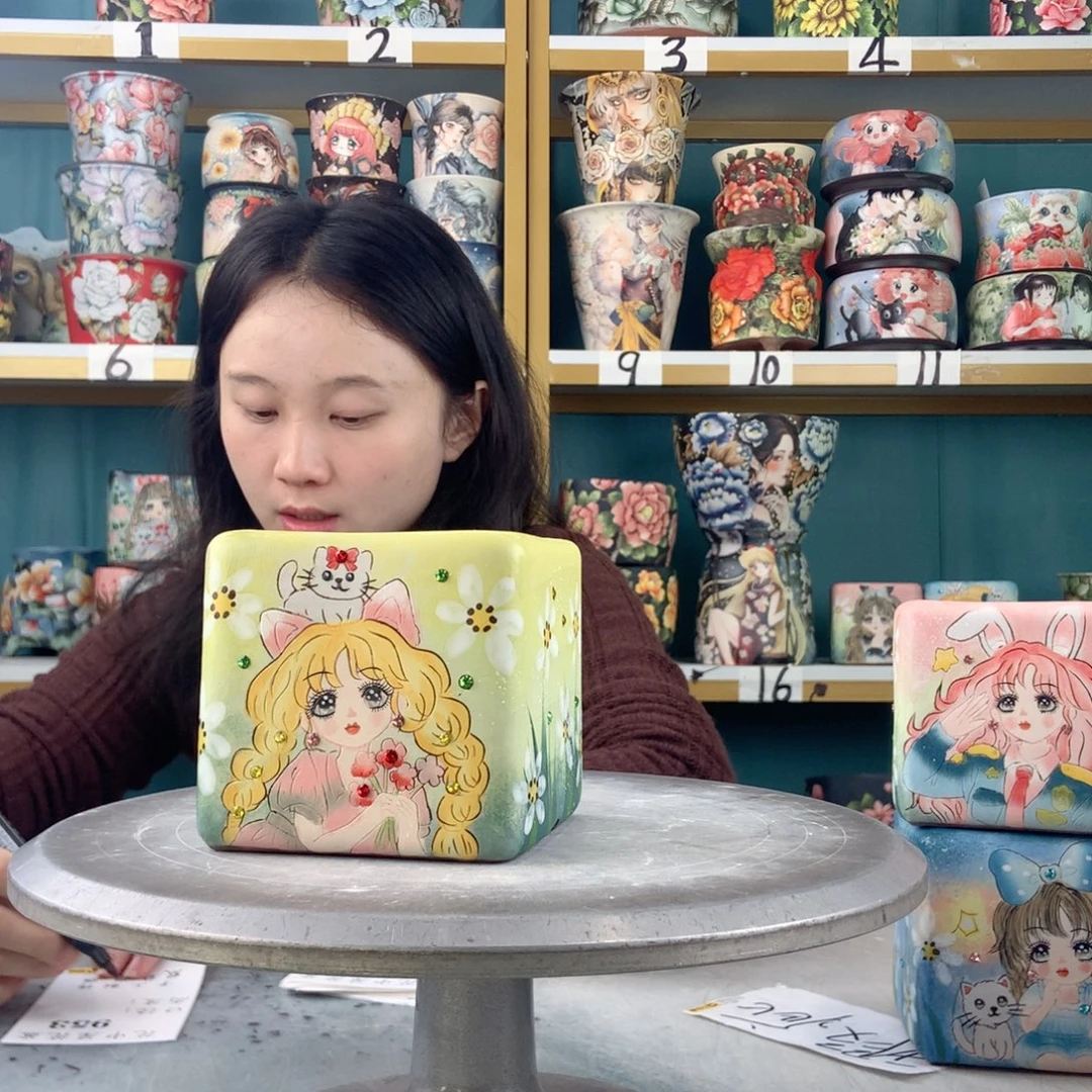 景德镇手工花盆953