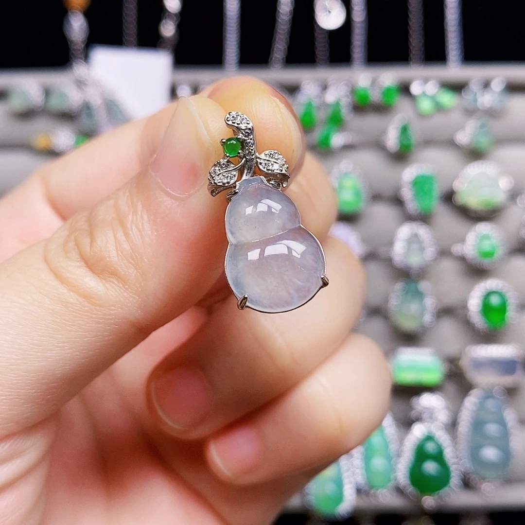 翡翠银S925镶嵌颈饰葫芦