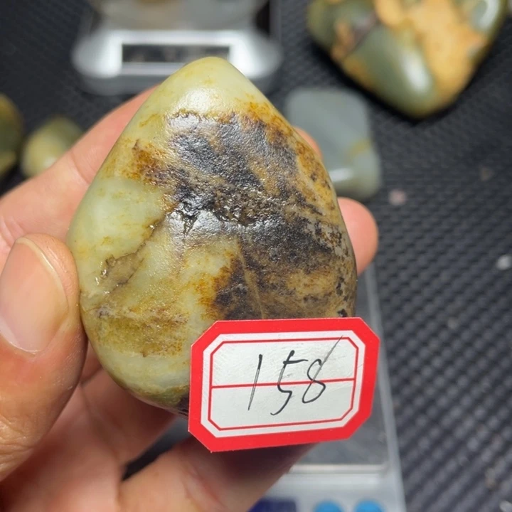 颈饰未镶嵌和田玉朝**月158