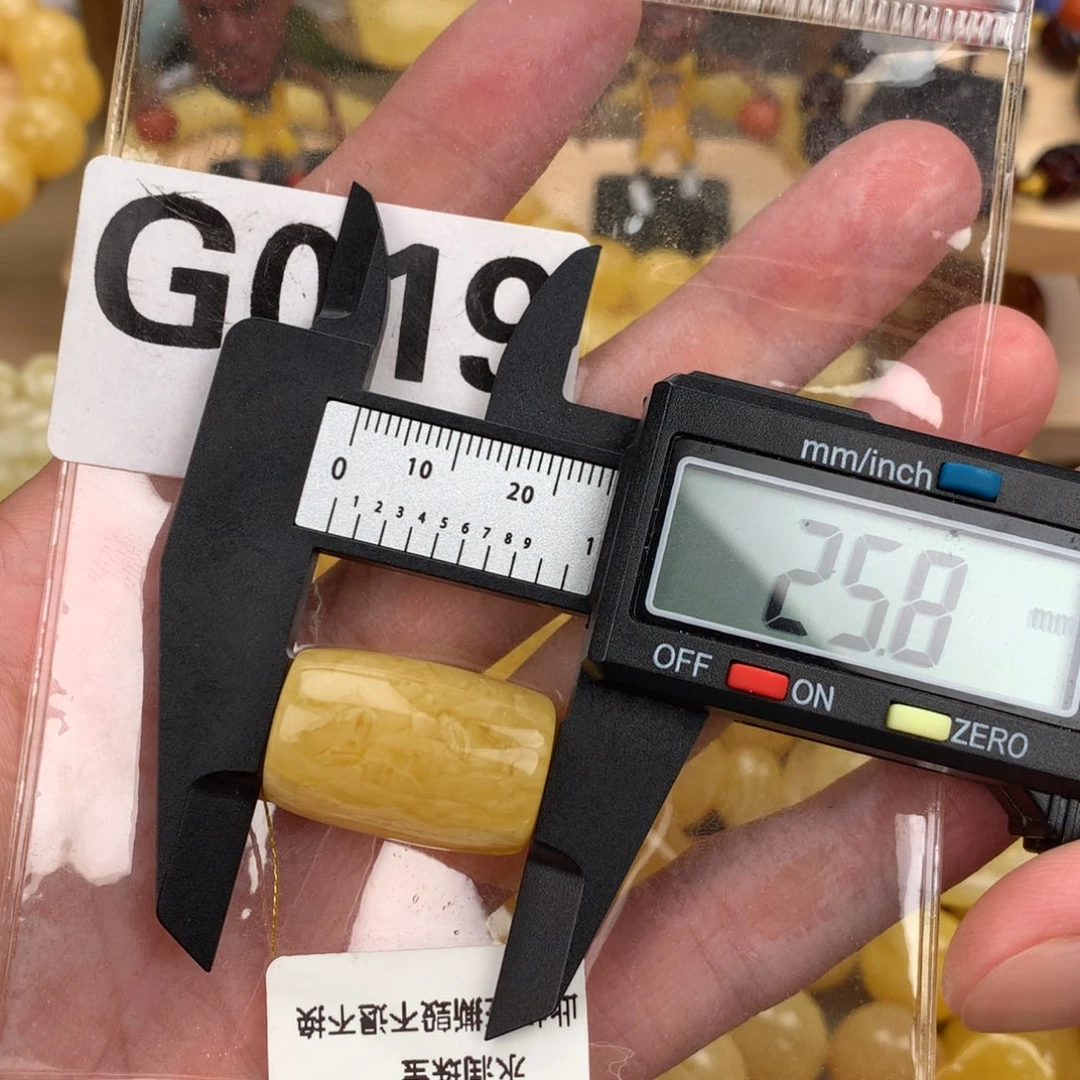 琥珀未镶嵌珠宝奇石裸石