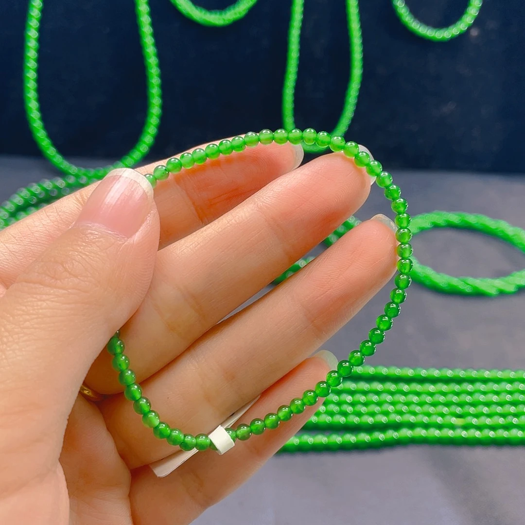 翡翠未镶嵌颈饰卡3