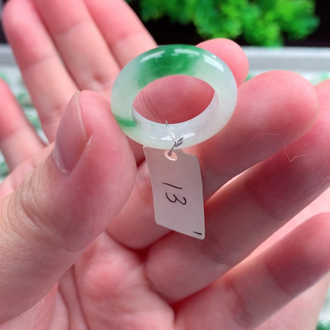 未镶嵌戒指翡翠吕天然