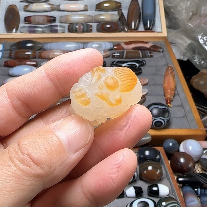 玛瑙/玉髓未镶嵌吊坠(不含链)