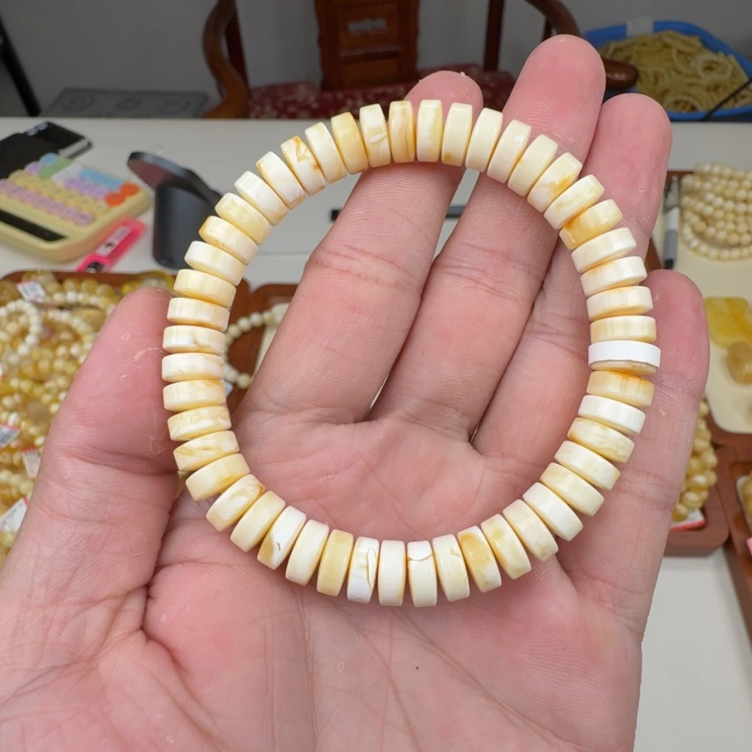 琥珀未镶嵌裸石蜜蜡手串