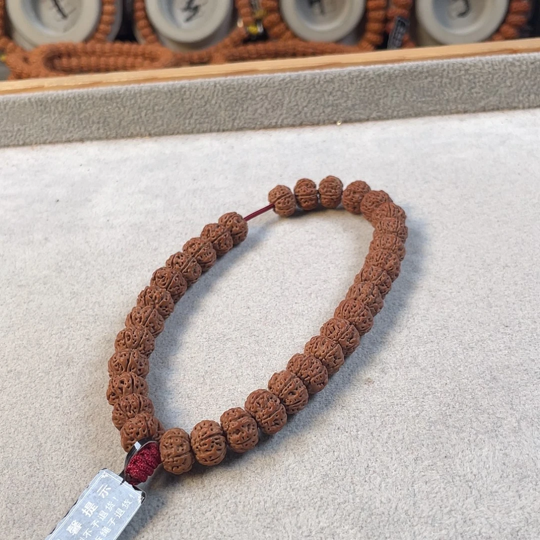 金刚菩提吊坠六瓣老树王