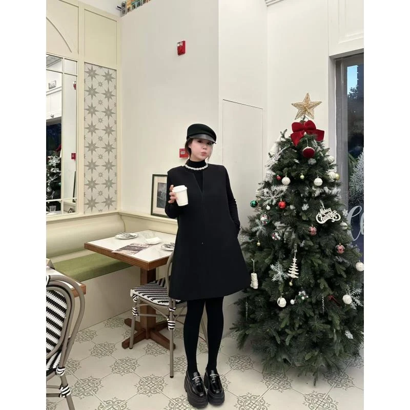 琪琪怪怪大码女装【城市假日】气质单面呢无袖背心连衣裙D35794QQ