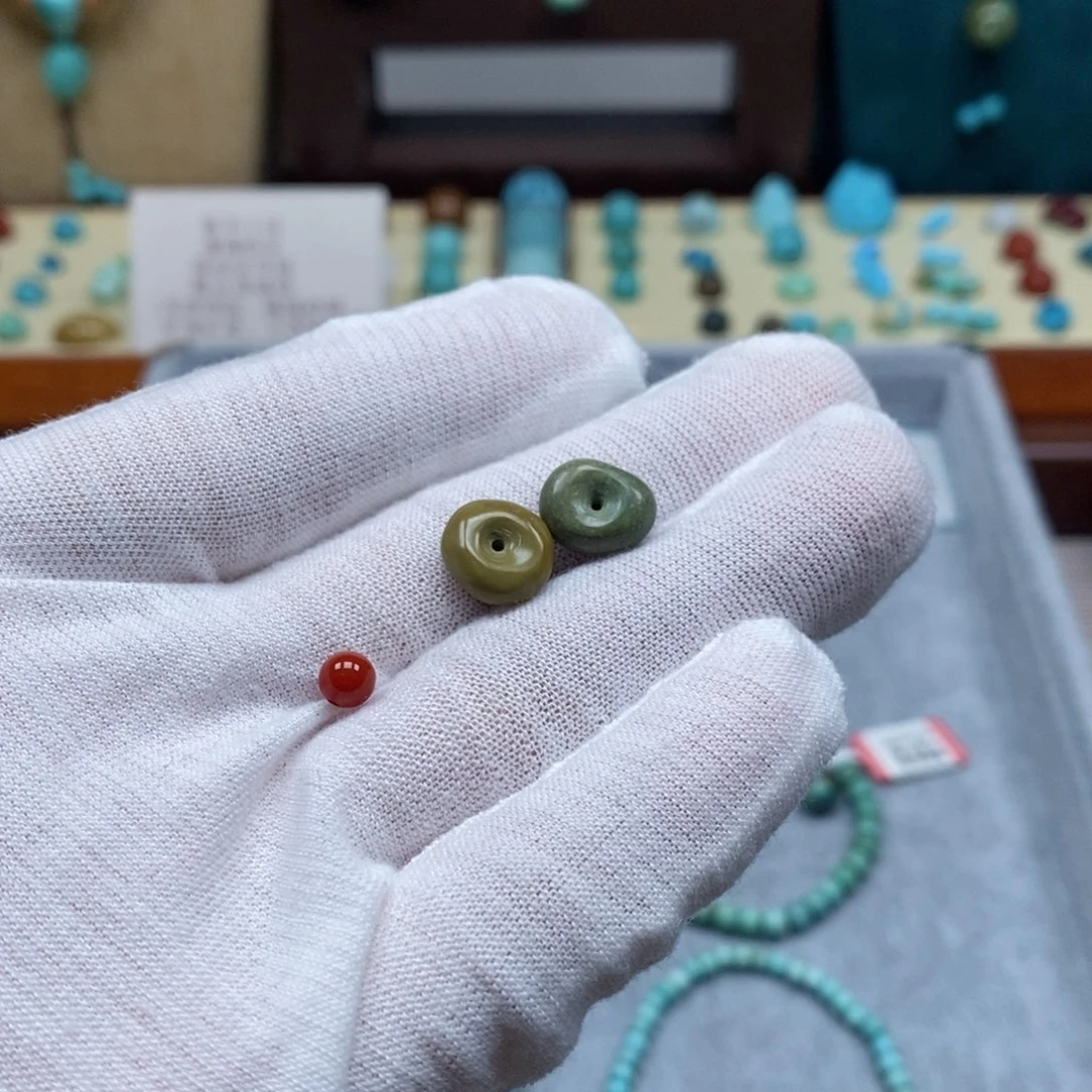 未镶嵌配饰南红玛瑙