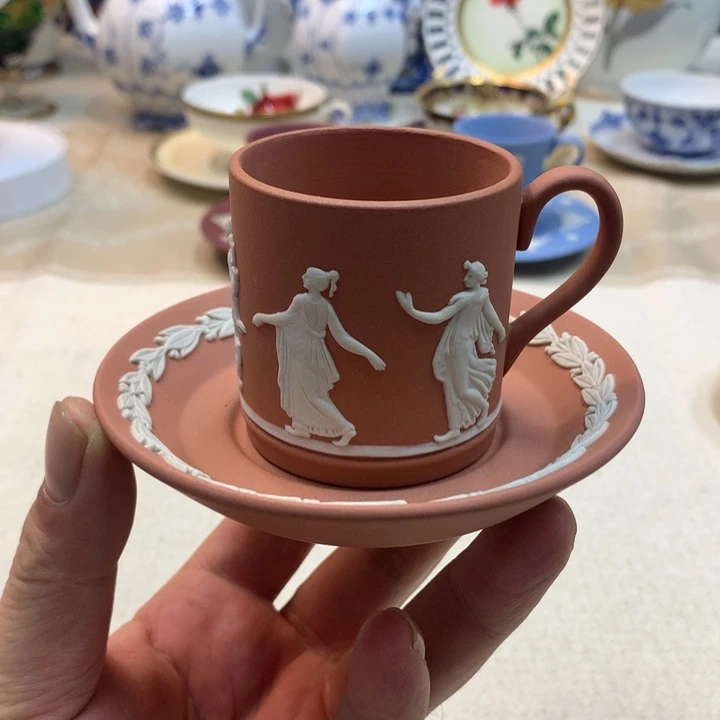 紫砂金瓷阁精品瓷器店