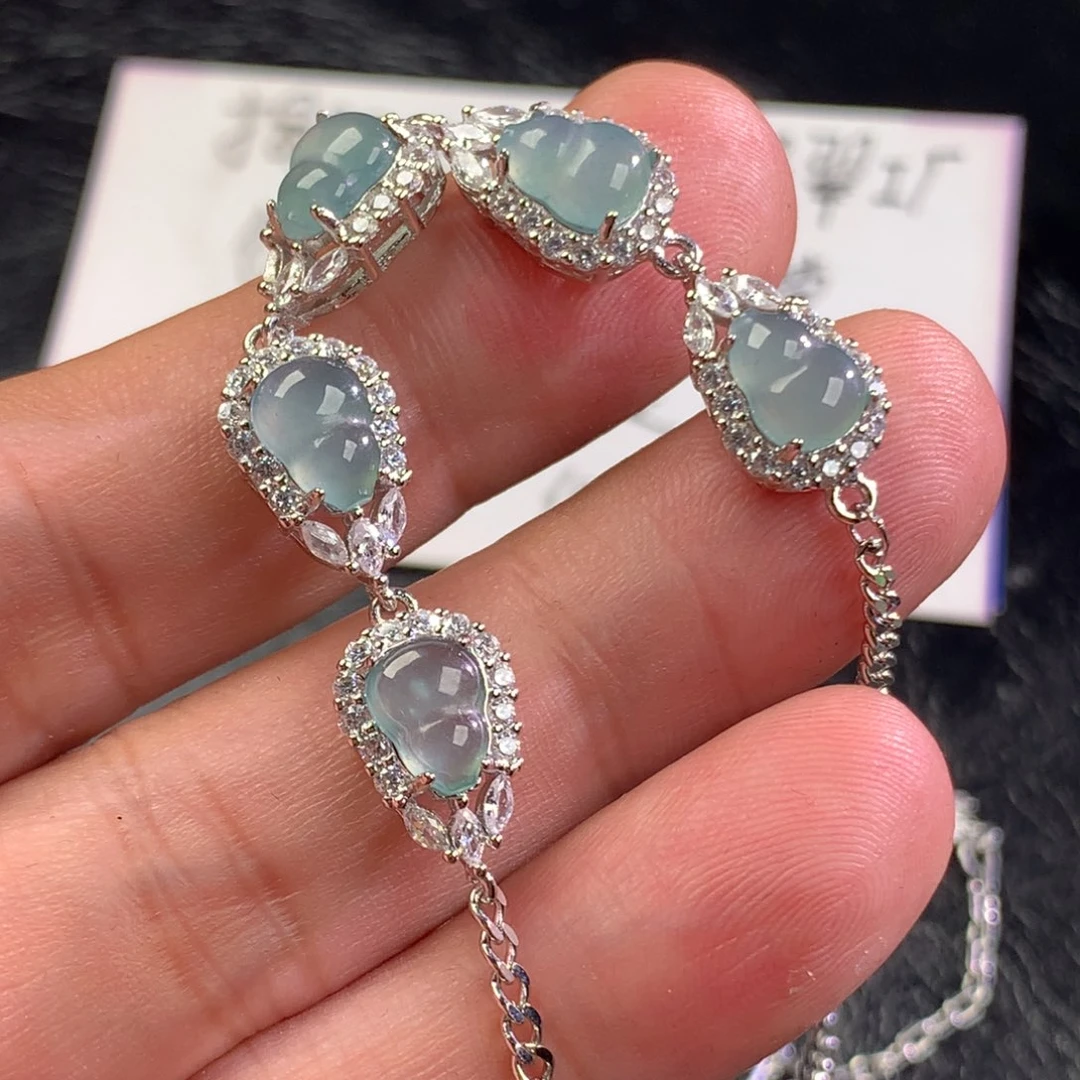 翡翠未镶嵌颈饰葫芦手链