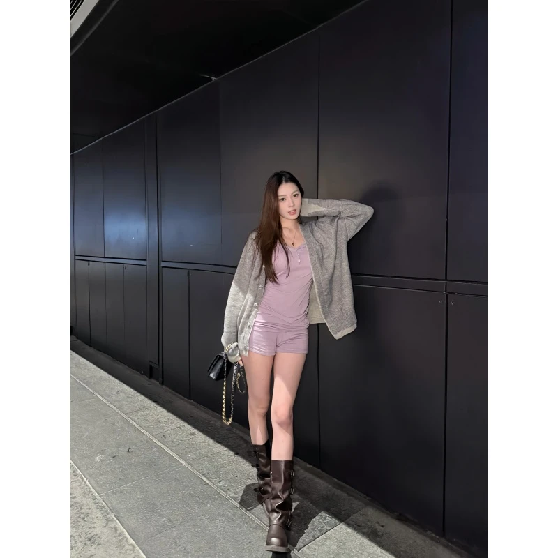 辣妹性感纯欲修身V领上衣休闲显瘦短裤慵懒风百搭针织开衫两件套