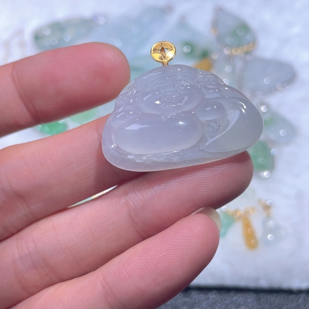 翡翠18K金镶嵌颈饰翡翠