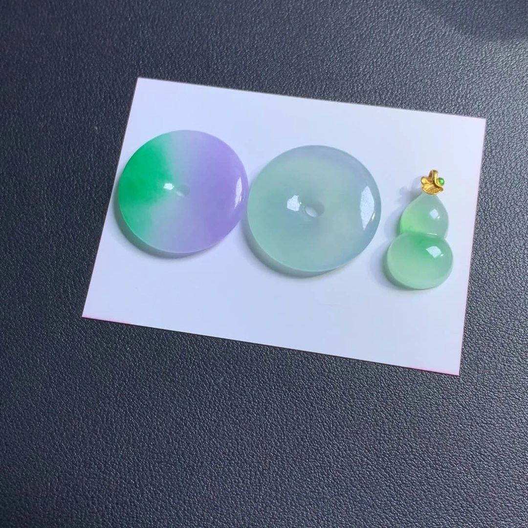 柒**缅甸翡翠平安扣葫芦