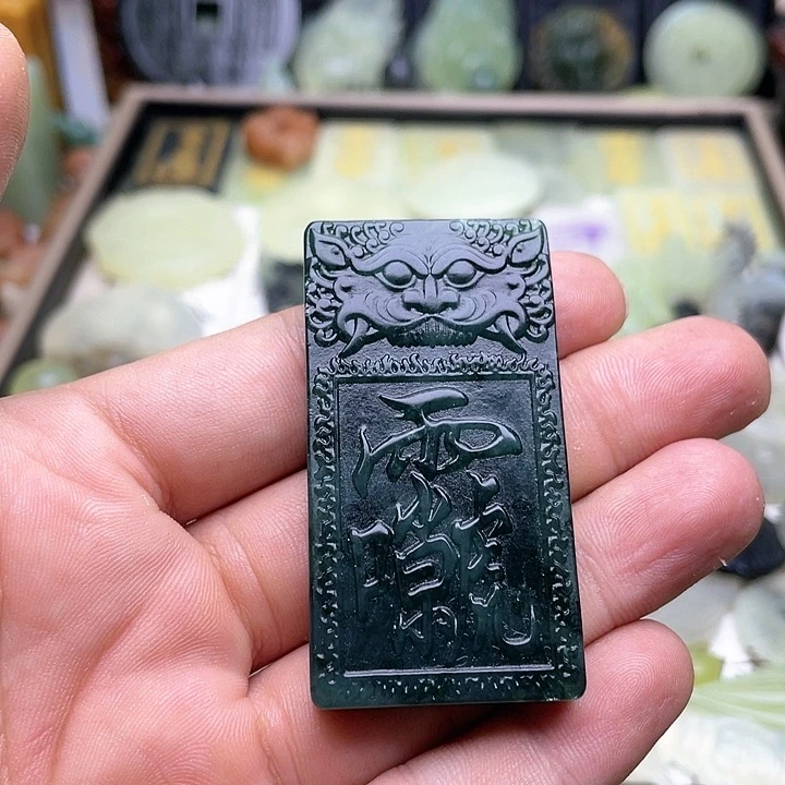 蛇纹石玉挂件未镶嵌花****重