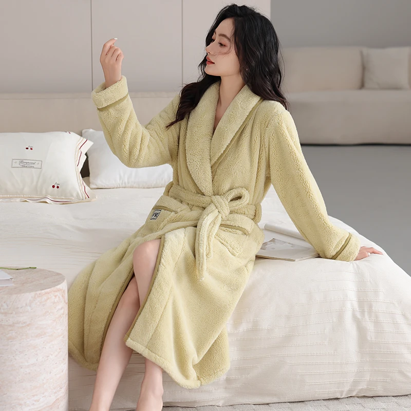 睡袍女秋冬款珊瑚绒加厚保暖浴袍冬天加绒法兰绒长款浴衣大码睡衣