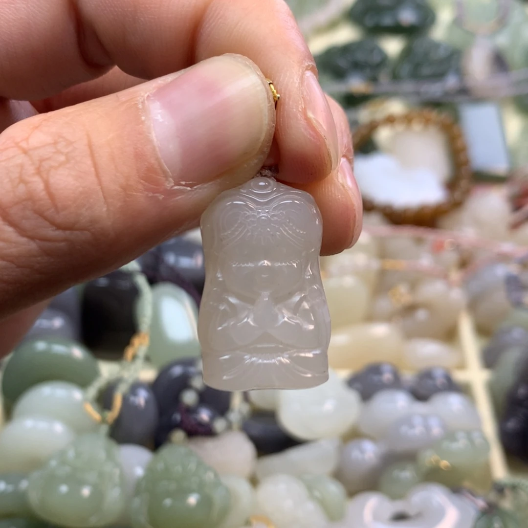 【闪购商品】和田玉颈饰未镶嵌爱**•