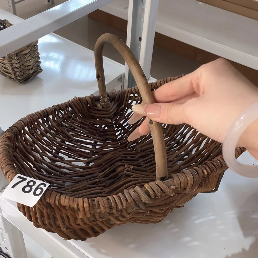 大号篮子一只2547888