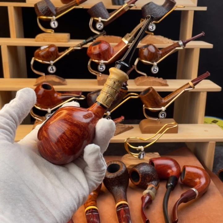 归***狼石楠木手工工艺品