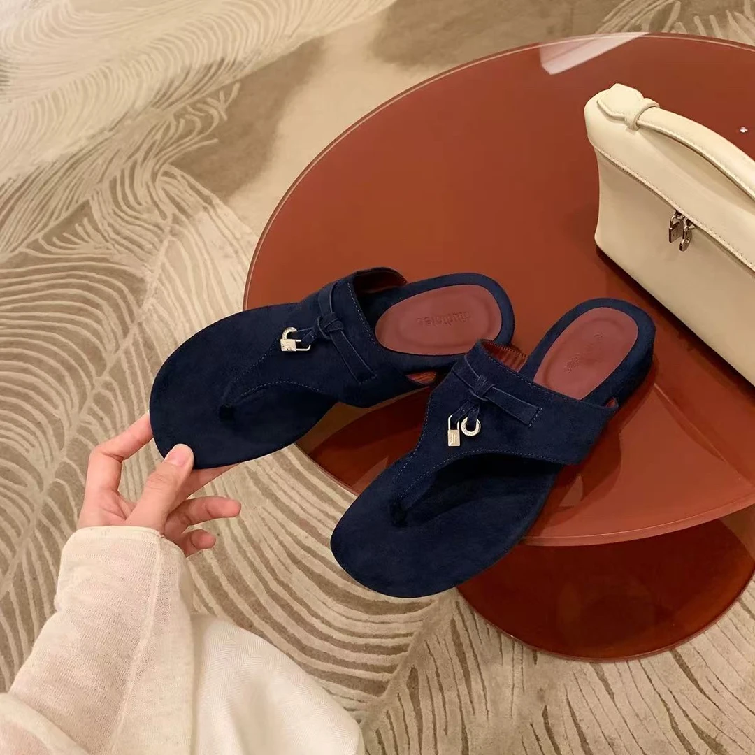 粗跟凉拖夹趾锁扣一字拖低跟拖鞋