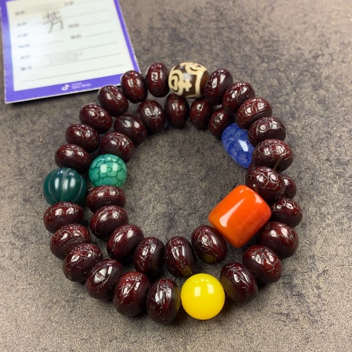 凤眼菩提吊坠手持