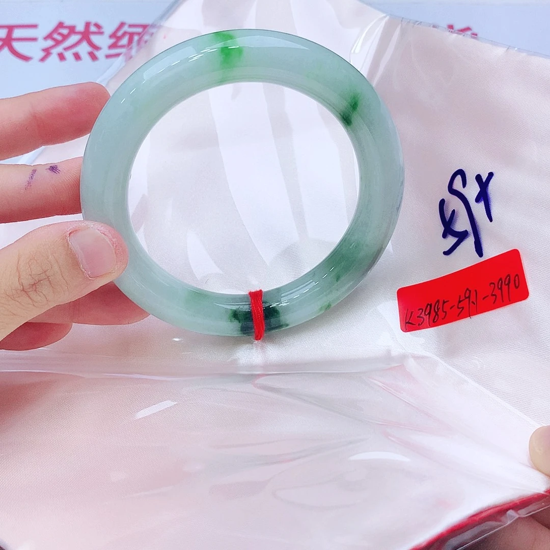 翡翠未镶嵌手镯我