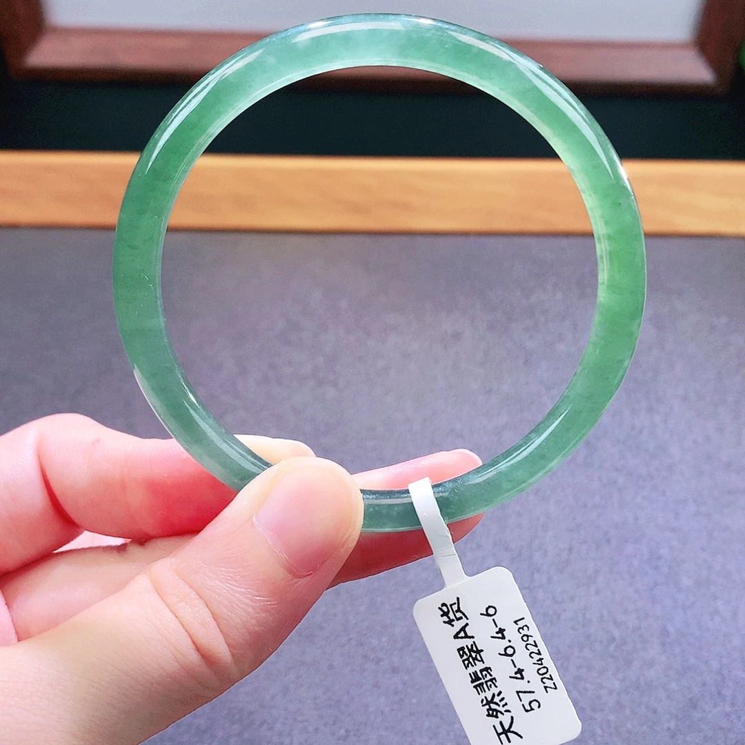 未镶嵌手镯翡翠天然翡翠