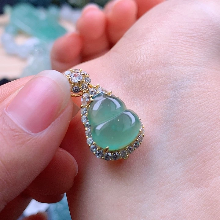 【闪购商品】翡翠颈饰银S925镶嵌翡翠吊坠