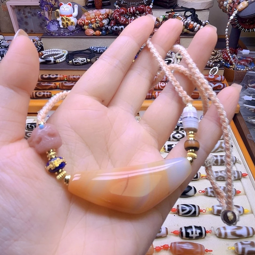 玛瑙/玉髓未镶嵌颈饰