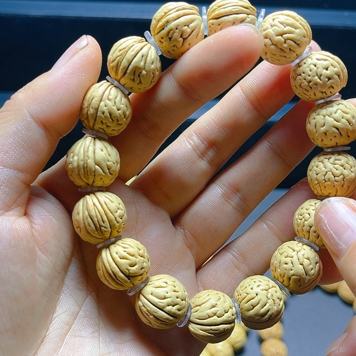 夏***青吊坠桃核桃核手串