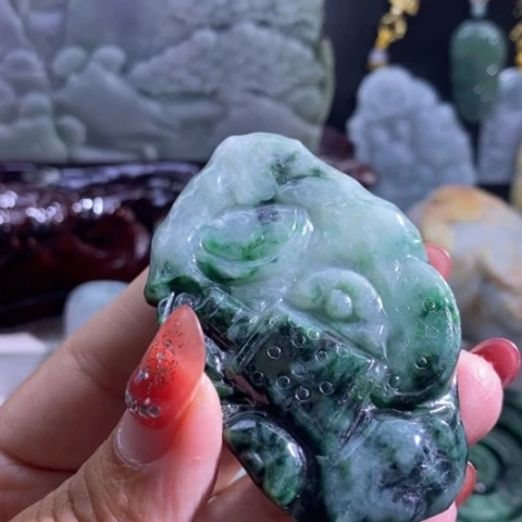 【闪购商品】颈饰未镶嵌翡翠八破