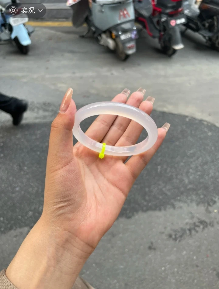 A-精品A级巴西手工手镯时尚百搭气质冰透