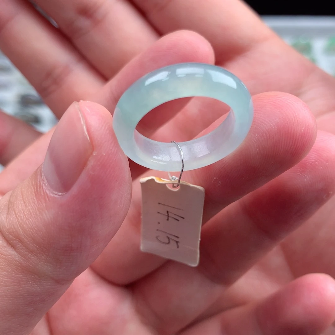 翡翠戒指未镶嵌天然