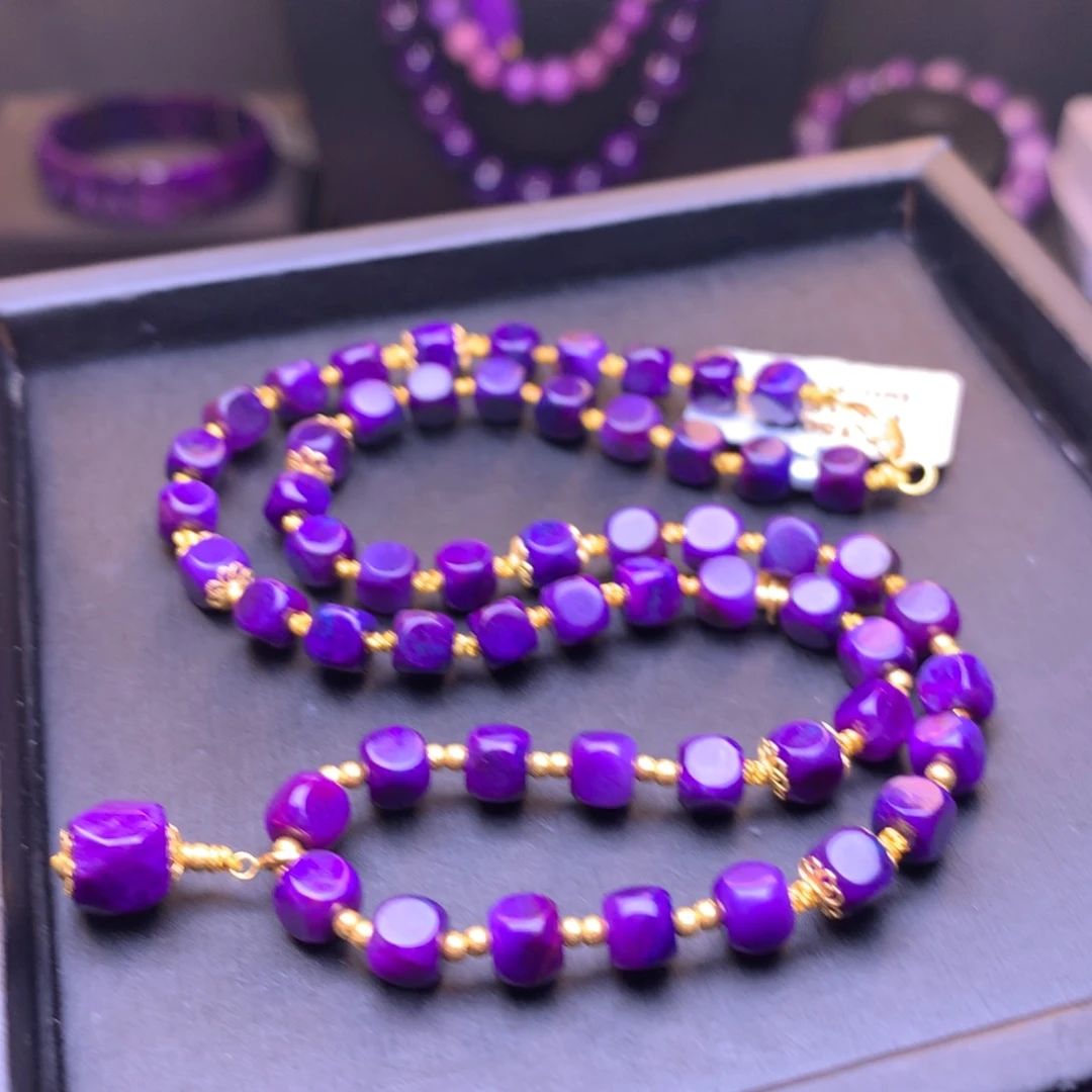 苏纪石（舒俱来）项链18K金镶嵌