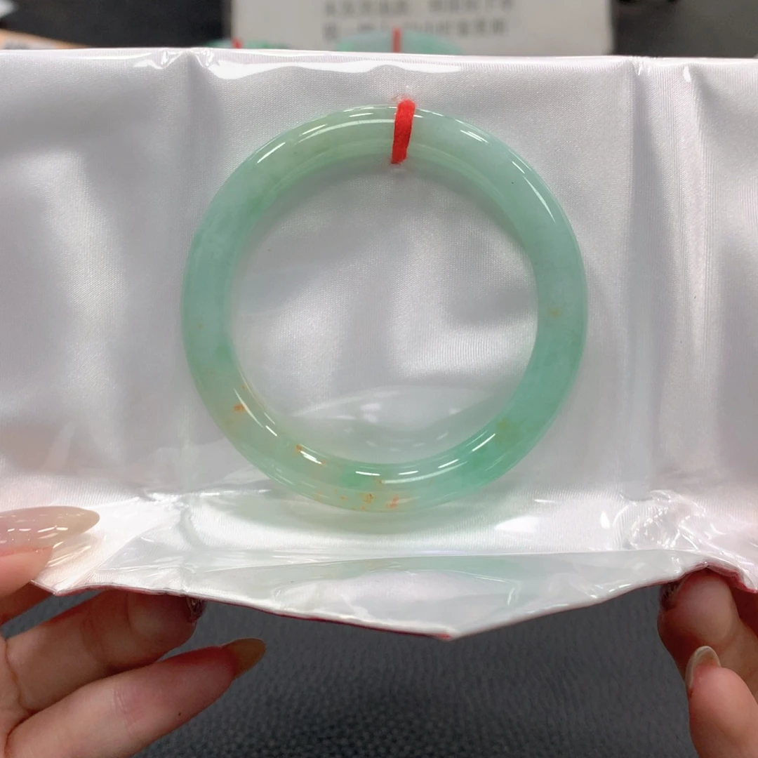 未镶嵌手镯翡翠翡翠
