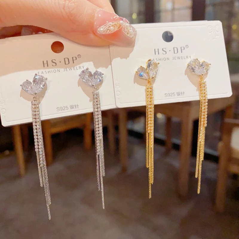 铜合金耳饰 小众复古时尚设计感镶钻爱心长款流苏耳坠气质简