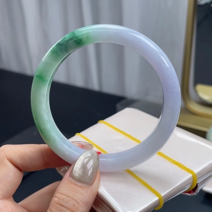 翡翠未镶嵌手镯60正圈