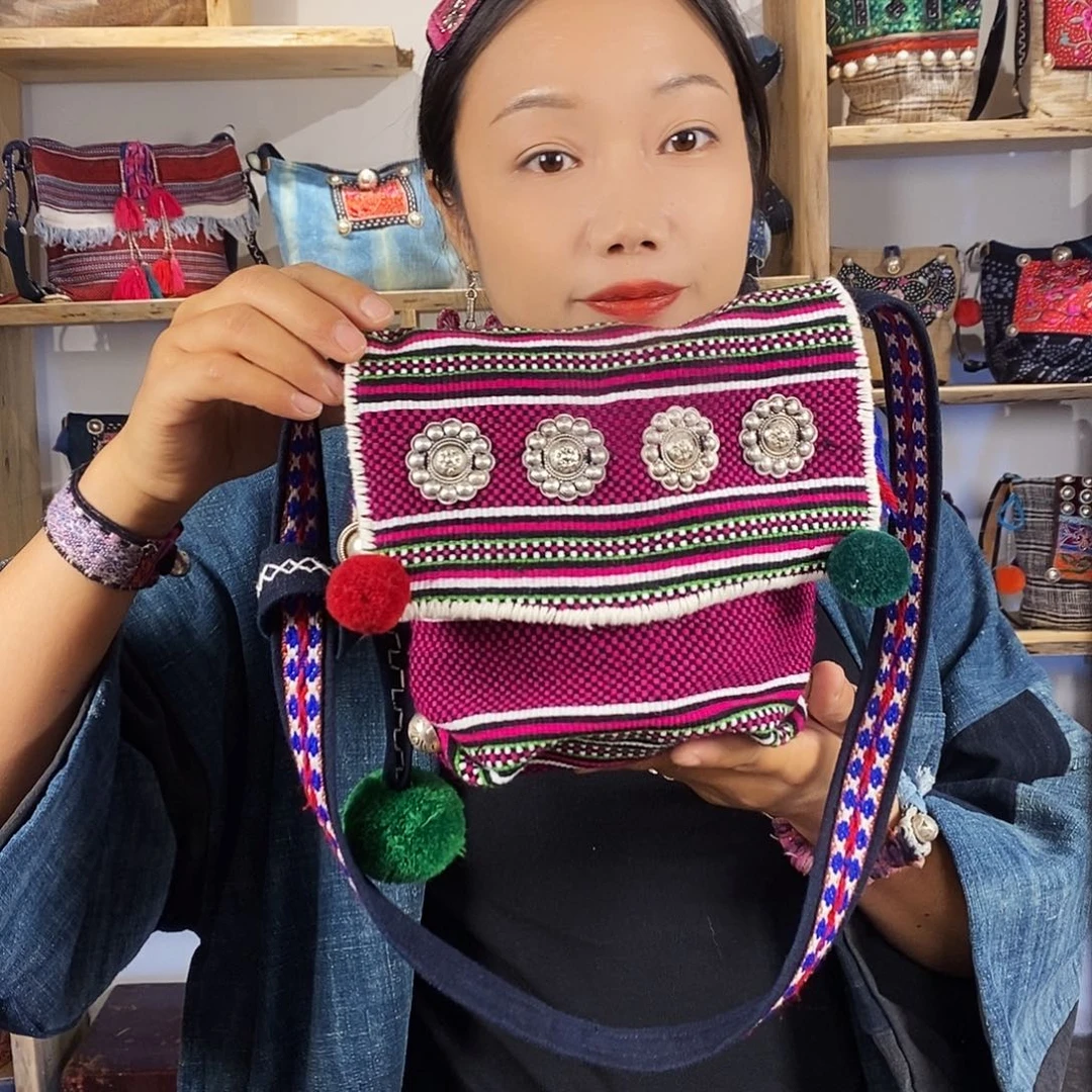 织绣手工制作工艺包包