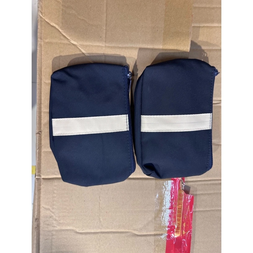 K251229  一个  洗漱包套装 精致扎实11*19cm