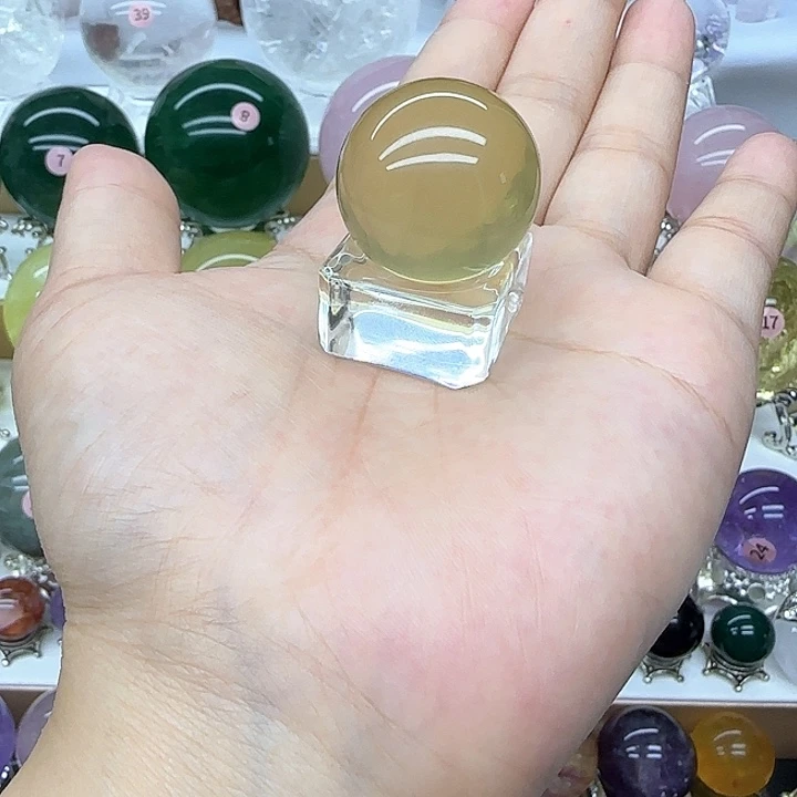 未镶嵌珠宝半成品水晶