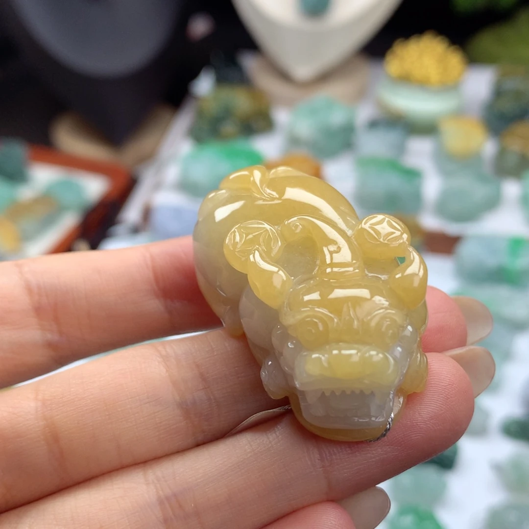 翡翠未镶嵌颈饰A13 奶黄大肚金钱貔貅