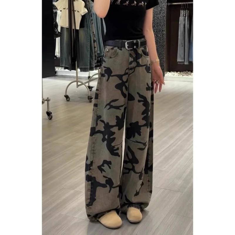 大码女装新款迷彩弯刀拖地裤梨形高腰宽松显瘦潮流阔腿牛仔裤子