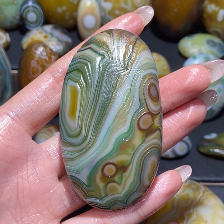 【闪购商品】未镶嵌玛瑙/玉髓珠宝奇石y y