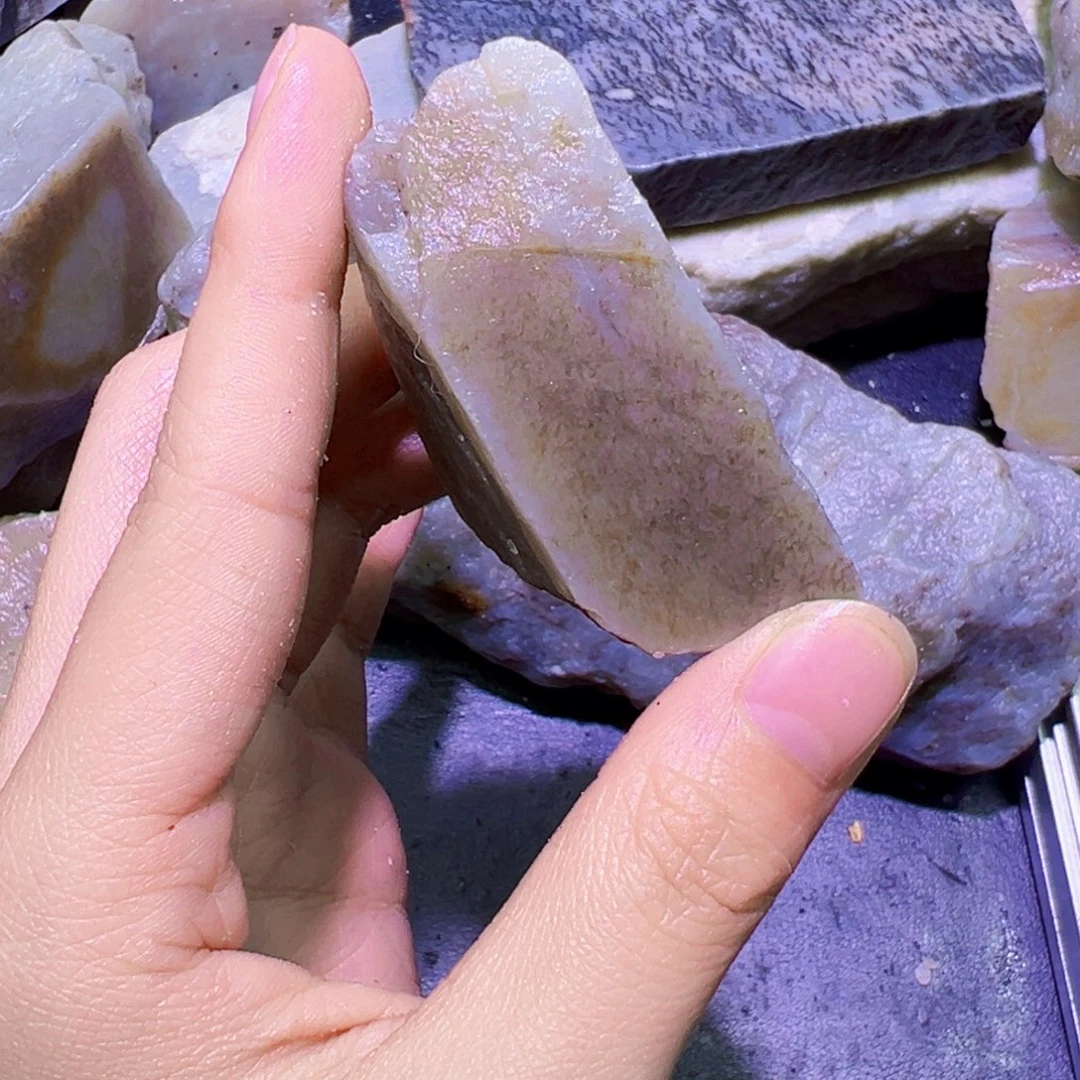 和田玉（糖玉）未镶嵌珠宝半成品