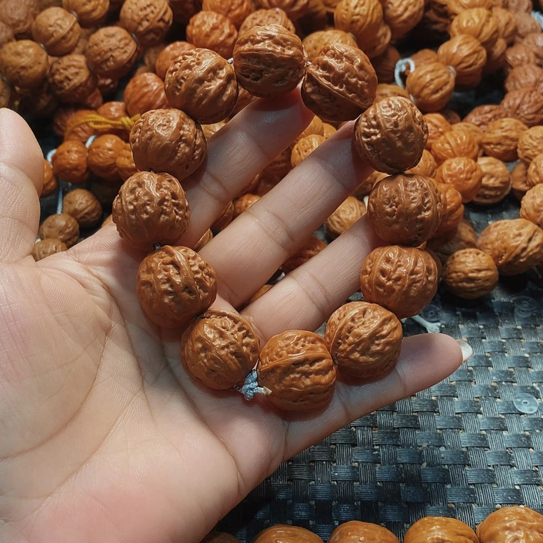 文玩核桃吊坠粗筋