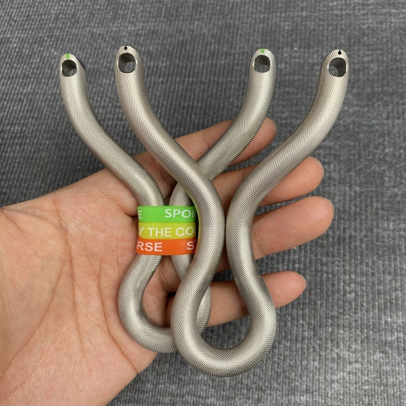 10毫米银蛇单卡弹弓户外弹力射击竞技玩具解压礼物扁皮大威力精准