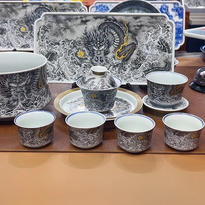 摆件景德镇陶瓷研究所从事生产技术推广