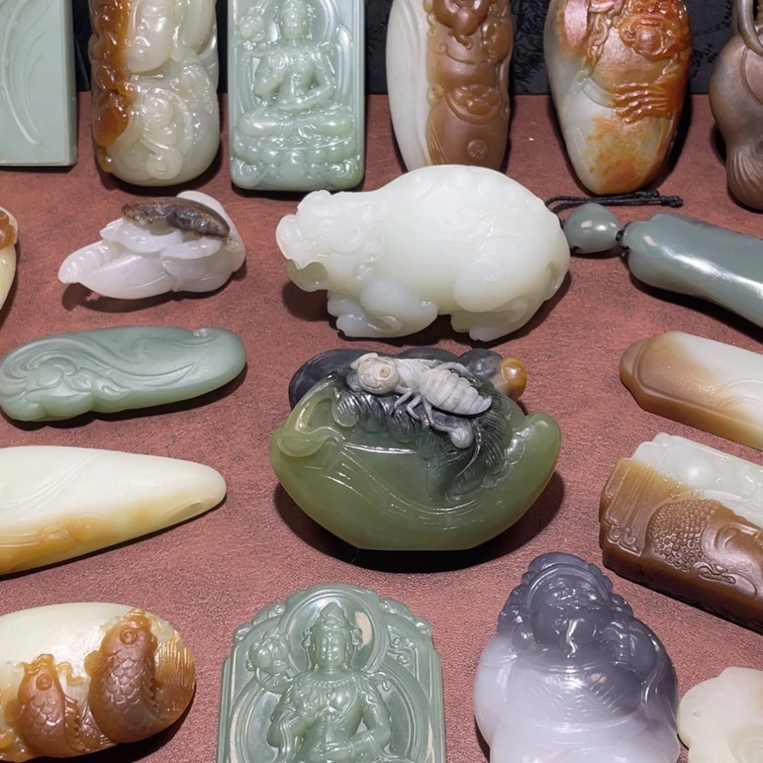 和田玉未镶嵌挂件