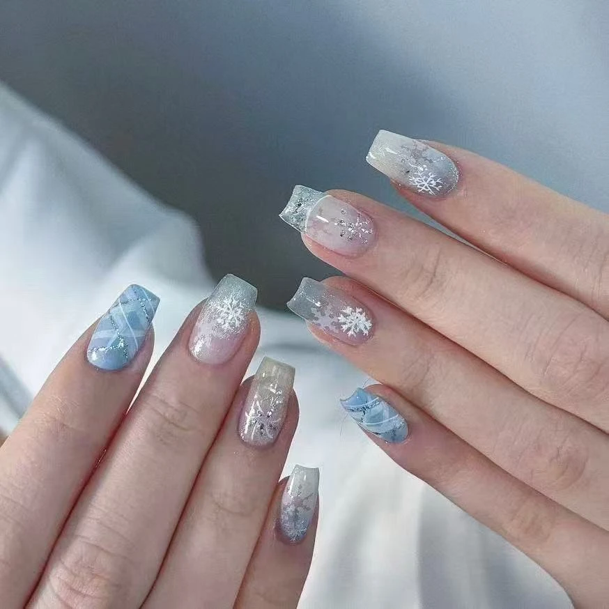 纯手工新款猫眼立体雪花冰透蓝图案穿戴甲中长款美甲片纯色时尚