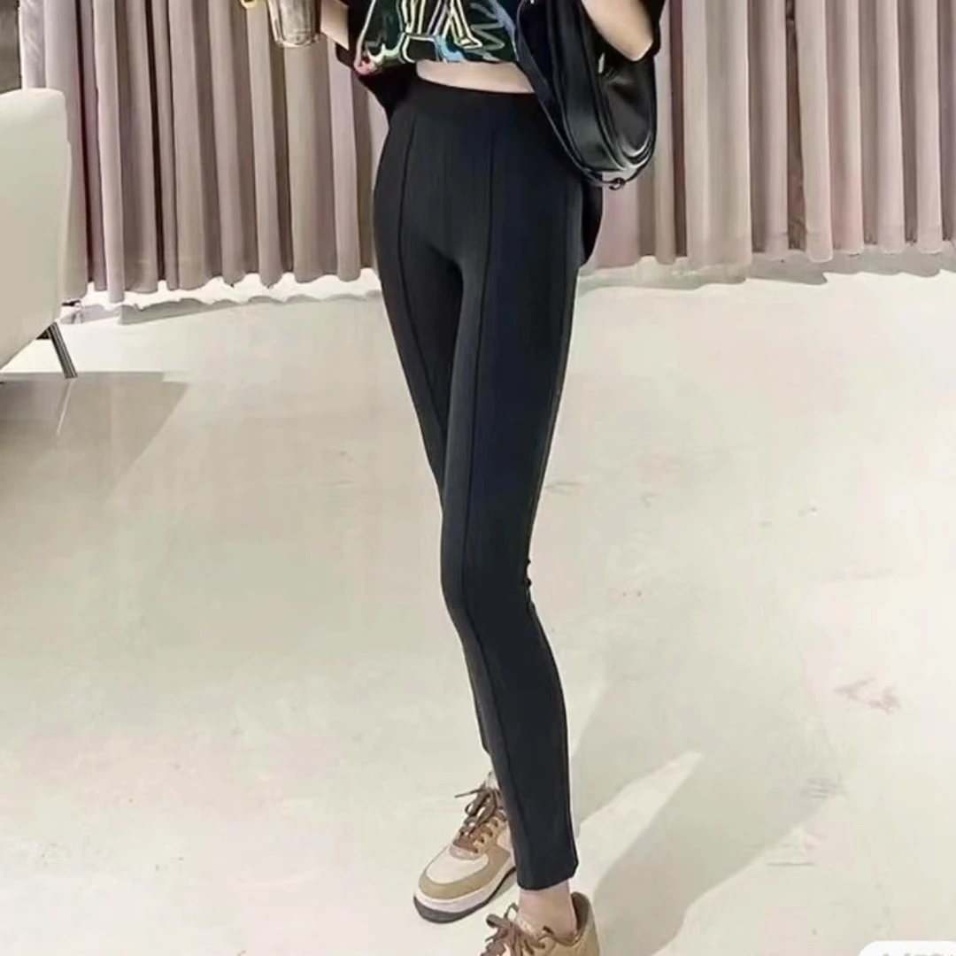 GIRDEAR/哥弟亲肤四面弹塑形高腰外穿九分弹力速干鲨鱼裤/1100383