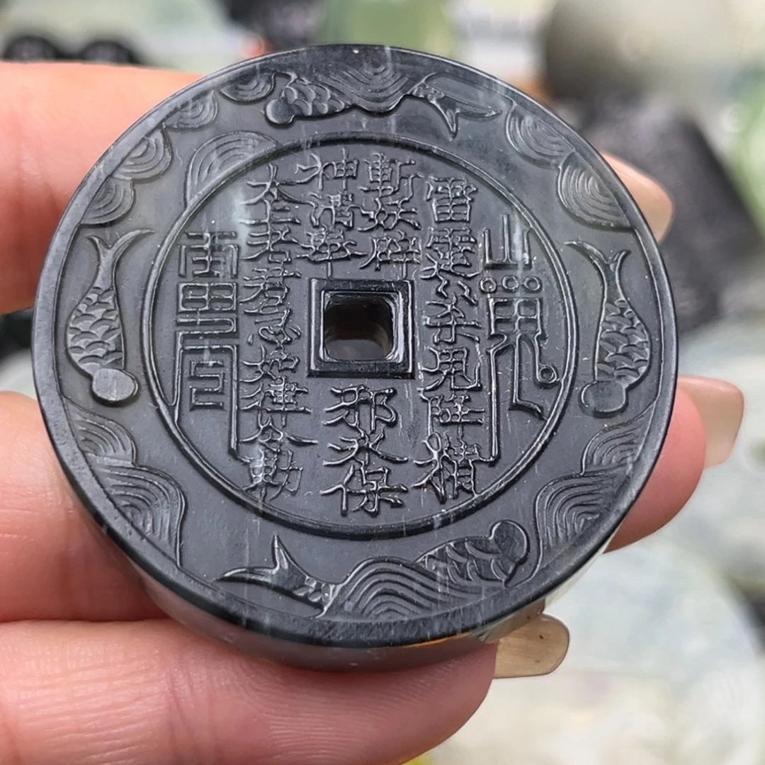蛇纹石玉未镶嵌其他有水线介意勿拍