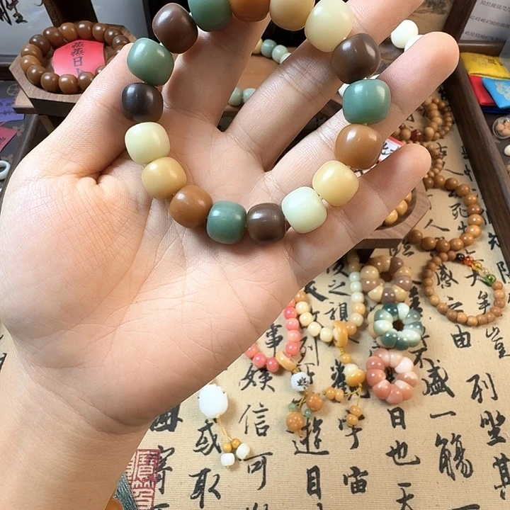 木质类13mm干磨菩提根手串